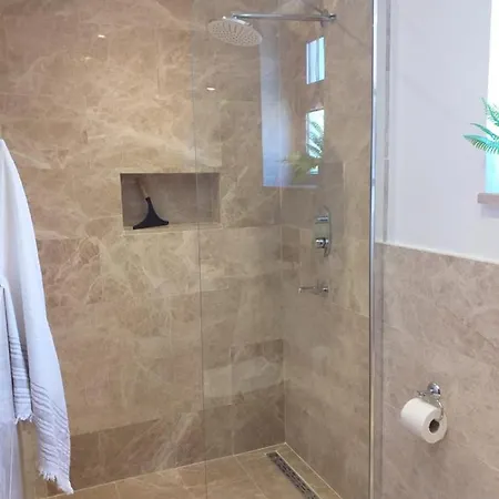 펜션 3-bed Sleeps 5 Annie's Hse Ortaca 달리안