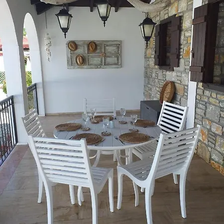 3-bed Sleeps 5 Annie's Hse Ortaca Hébergement de vacances
